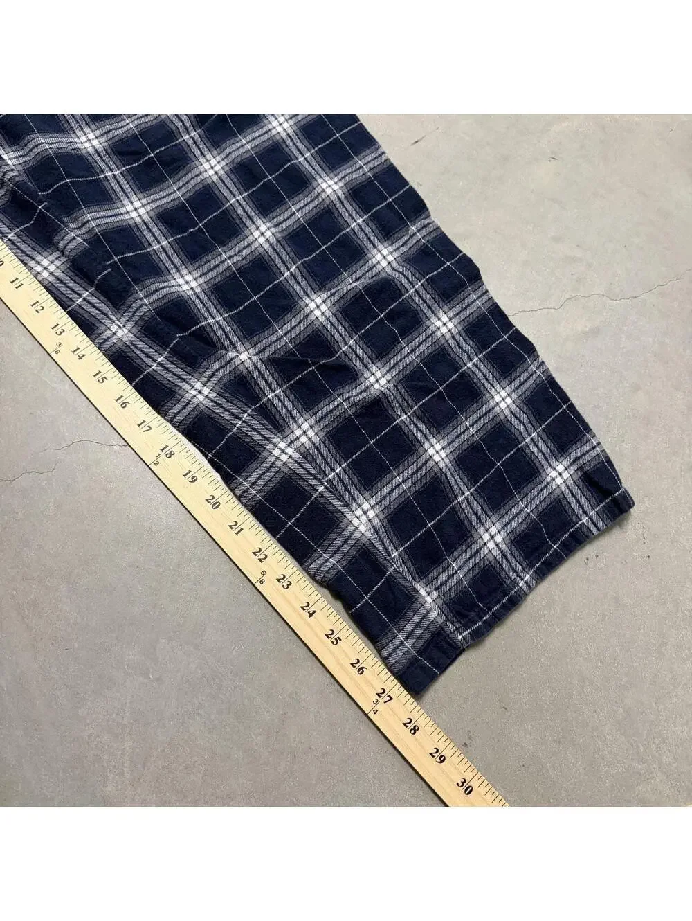 Y2K Men's Navy and White Plaid Fruit of the Loom Pajama Bottoms Sized Large
